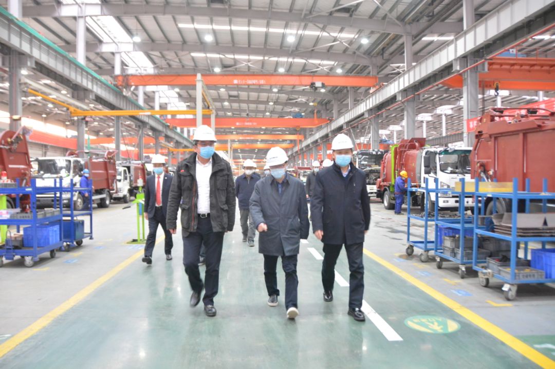 湖南省副省长陈文浩一行调研星空电竞环境长沙产业园